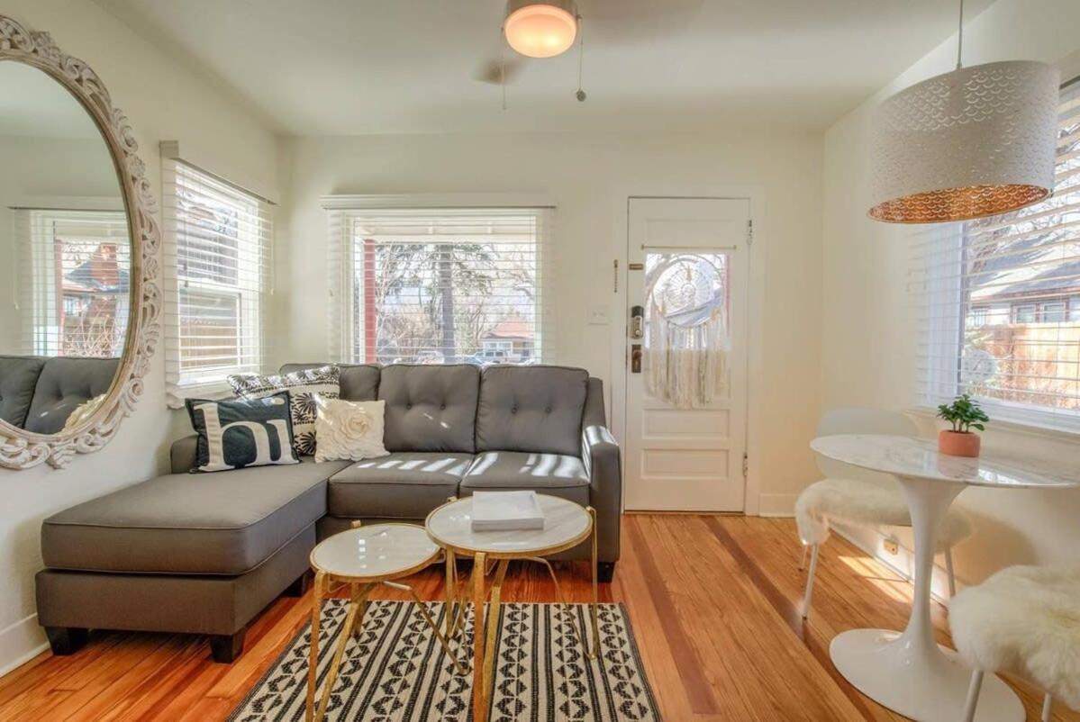 콜로라도스프링스 Vintage Tiny House Cute 1Bdrm Big Appeal 빌라 외부 사진